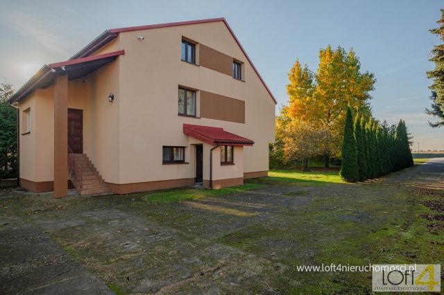 dom wolnostojący, 6 pokoi Borzęcin. Zdjęcie 2