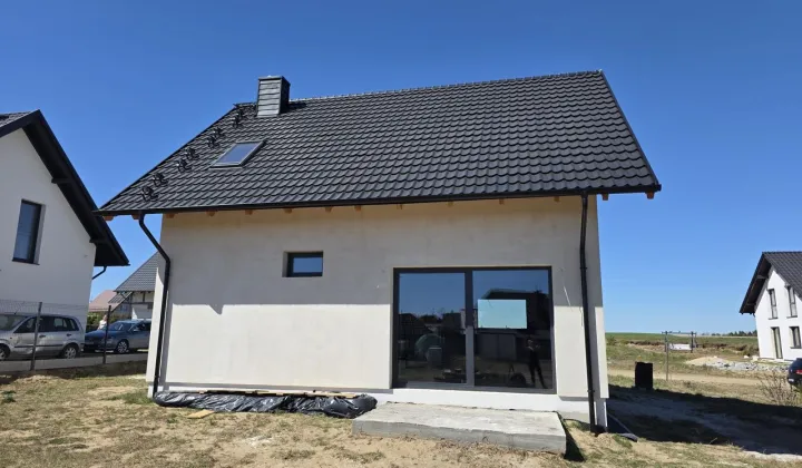 dom wolnostojący, 5 pokoi Lubichowo