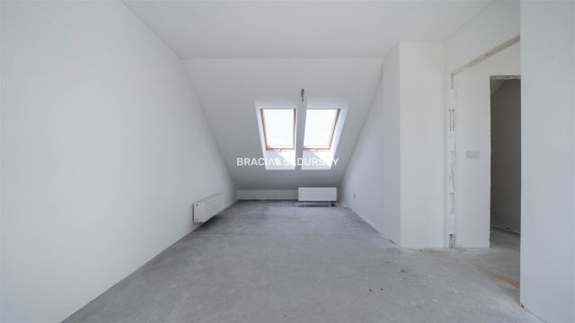 Mieszkanie 4-pokojowe Kraków Swoszowice, ul. Leona Petrażyckiego. Zdjęcie 8