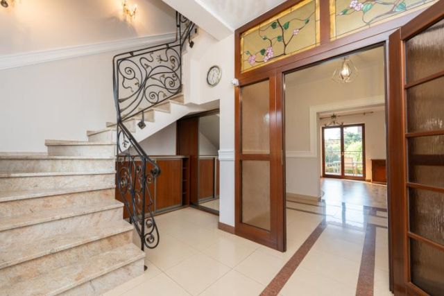 dom wolnostojący, 6 pokoi Żerniki Wrocławskie, ul. Miodowa. Zdjęcie 2