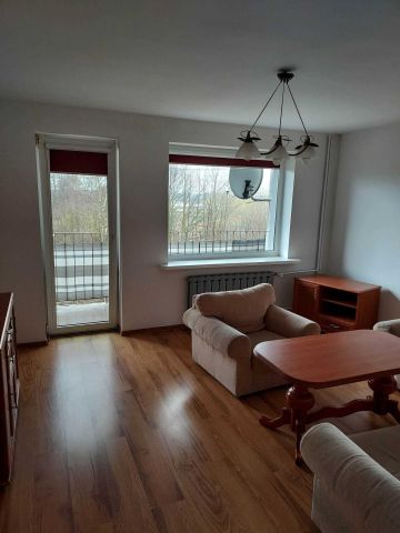 Mieszkanie 3-pokojowe Komorowo. Zdjęcie 1