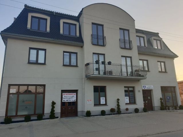 Mieszkanie 3-pokojowe Żerniki Wrocławskie, ul. Kolejowa. Zdjęcie 1