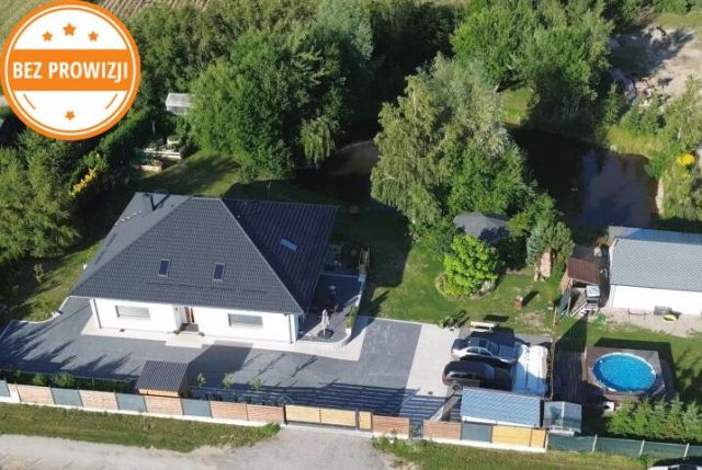 dom wolnostojący, 5 pokoi Gościno. Zdjęcie 1