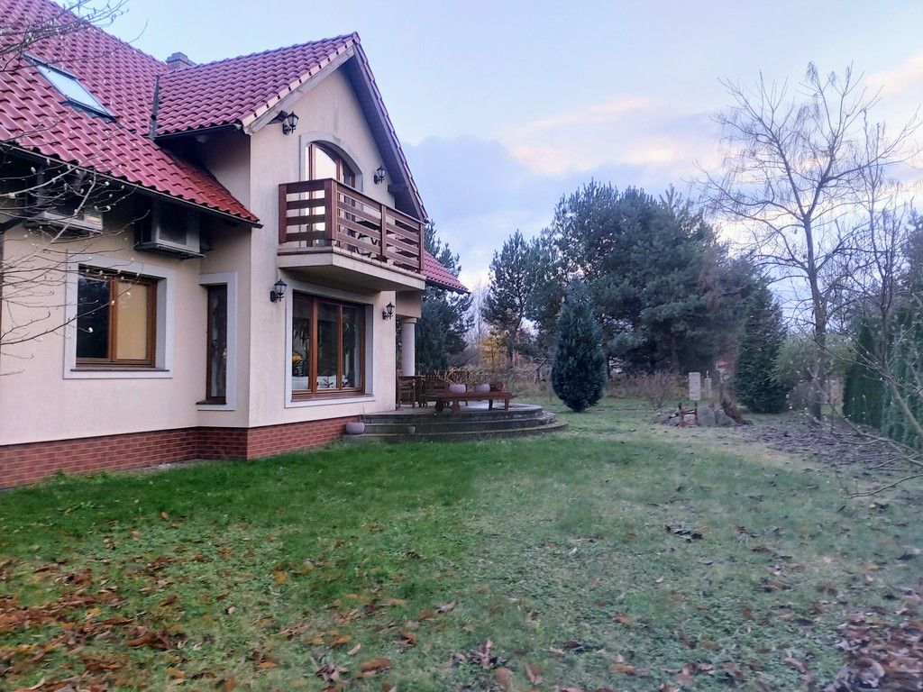dom wolnostojący, 5 pokoi Miłocice, ul. Szkolna. Zdjęcie 3