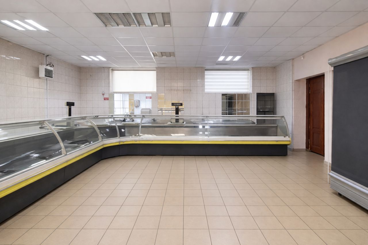 Lokal Wrocław Sępolno, ul. Cypriana Godebskiego. Zdjęcie 4