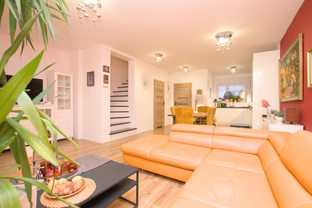 dom szeregowy, 4 pokoje Siechnice, ul. Bzowa