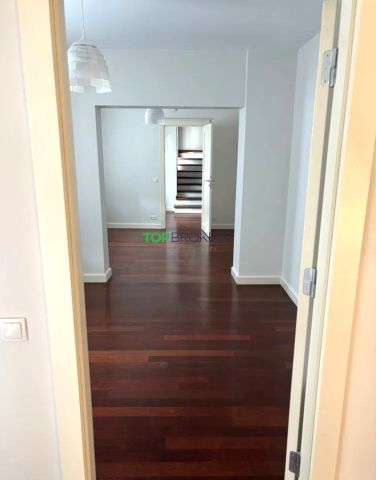 dom wolnostojący, 13 pokoi Warszawa Wawer. Zdjęcie 12