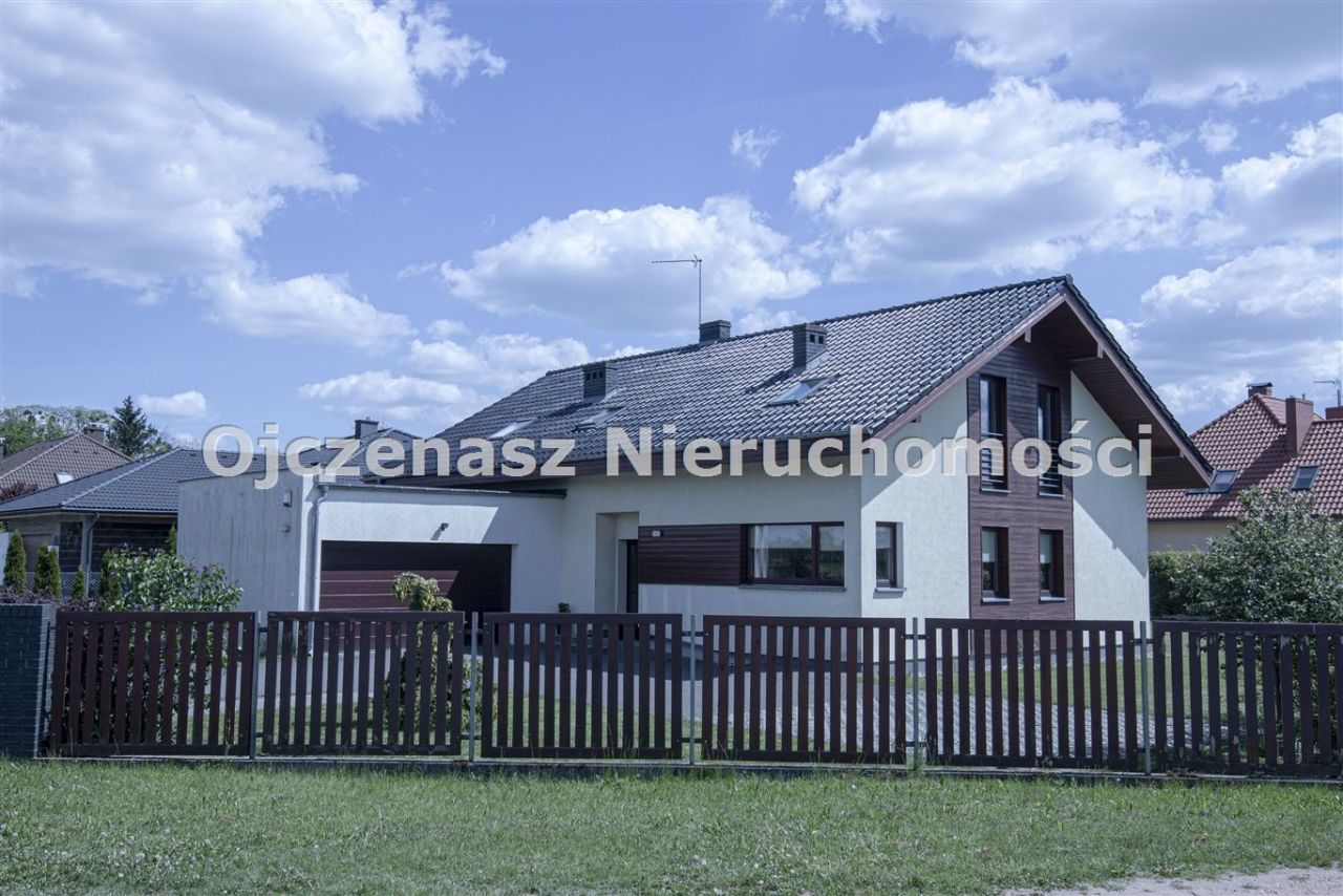 dom wolnostojący, 7 pokoi Niemcz. Zdjęcie 11