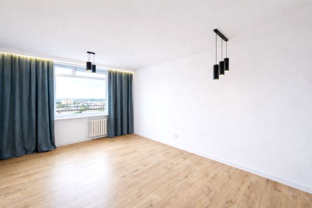 Mieszkanie 3-pokojowe Głogów Kopernik. Zdjęcie 1