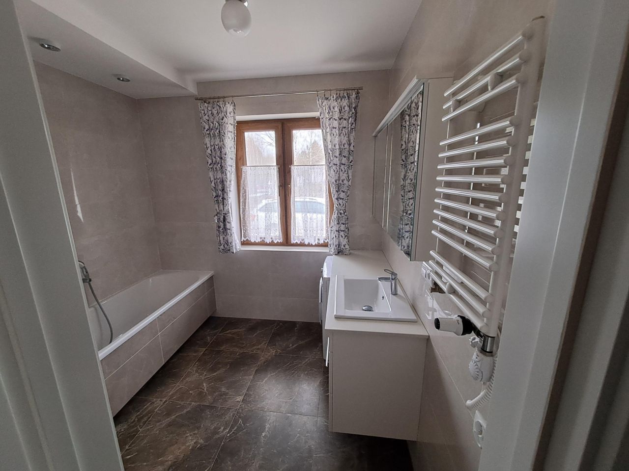 dom wolnostojący, 4 pokoje Sokołówek, ul. Urocza. Zdjęcie 11