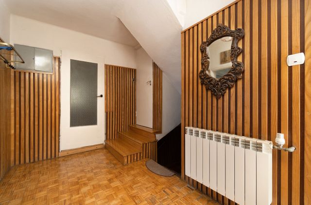 dom wolnostojący, 6 pokoi Jedlicze, ul. dr. Michała Drozdowicza. Zdjęcie 9