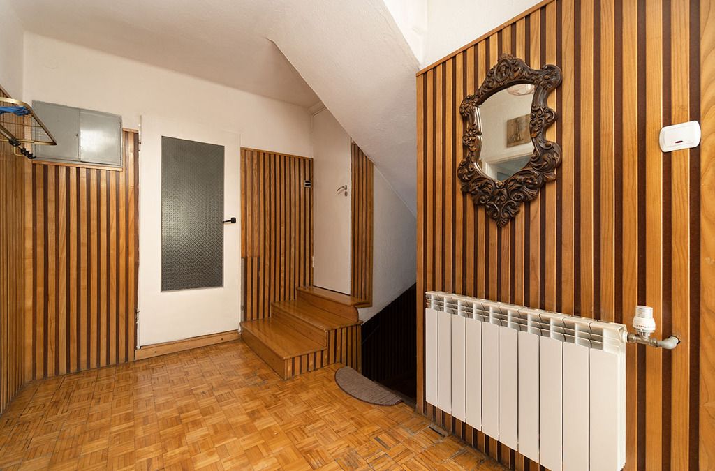 dom wolnostojący, 6 pokoi Jedlicze, ul. dr. Michała Drozdowicza. Zdjęcie 9