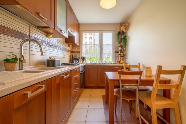 Mieszkanie 4-pokojowe Kraków Prądnik Czerwony, ul. Józefa Łepkowskiego. Zdjęcie 5