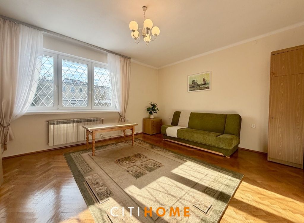 dom wolnostojący, 4 pokoje Józefów. Zdjęcie 1