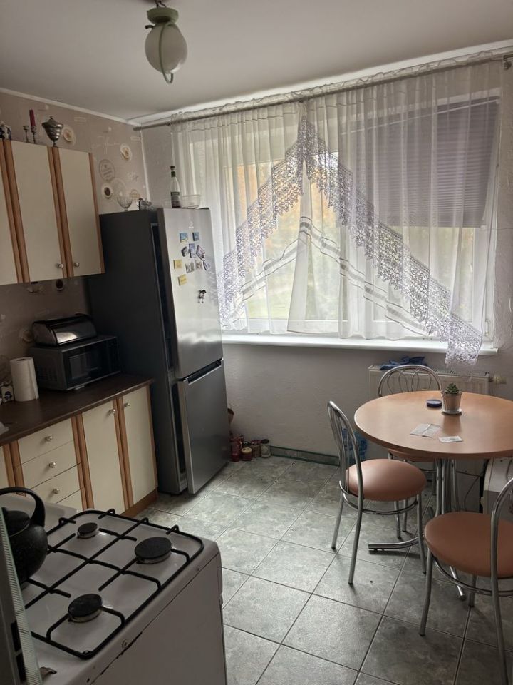 Mieszkanie 3-pokojowe Głębokie. Zdjęcie 6