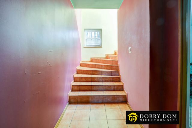 dom wolnostojący, 11 pokoi Kaniuki. Zdjęcie 25