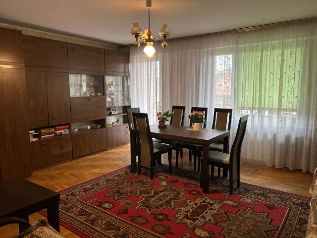 Mieszkanie 4-pokojowe Ostrzeszów, ul. Grunwaldzka. Zdjęcie 1