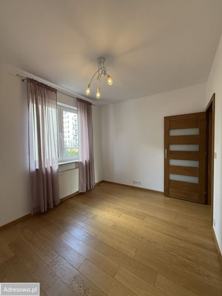 Mieszkanie 3-pokojowe Warszawa Wola, ul. Stanisława Worcella. Zdjęcie 6