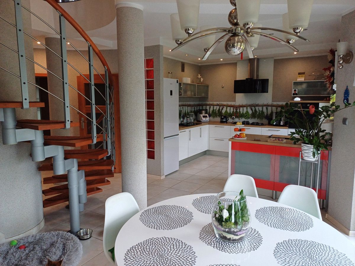 dom wolnostojący, 5 pokoi Pysząca, ul. Śremska. Zdjęcie 14