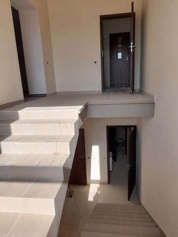 Biuro Milanówek, ul. Królewska. Zdjęcie 2