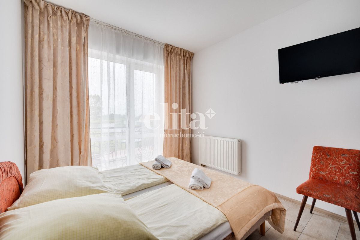 Hotel/pensjonat Łeba, ul. Sienkiewicza. Zdjęcie 7