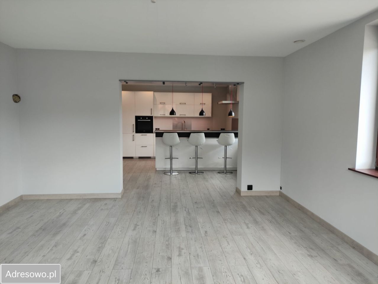 Mieszkanie 3-pokojowe Żywiec, ul. Komonieckiego. Zdjęcie 2