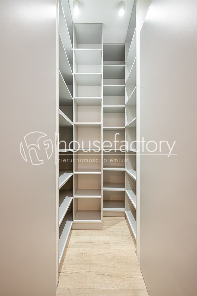 Mieszkanie 5-pokojowe Łódź, ul. gen. Antoniego Jeziorańskiego. Zdjęcie 5