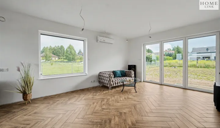 dom wolnostojący, 6 pokoi Wójtowo