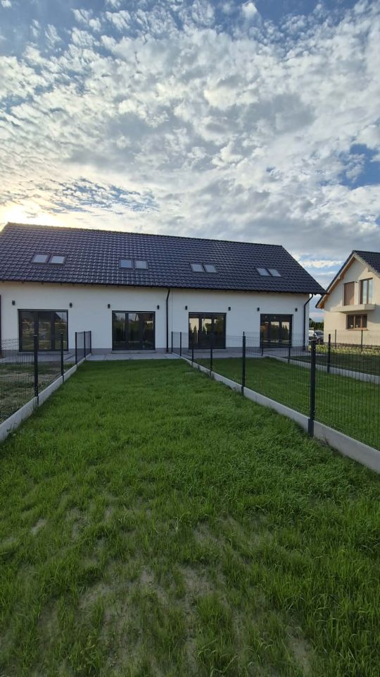 bliźniak, 4 pokoje Lewin Brzeski, ul. Diamentowa. Zdjęcie 5