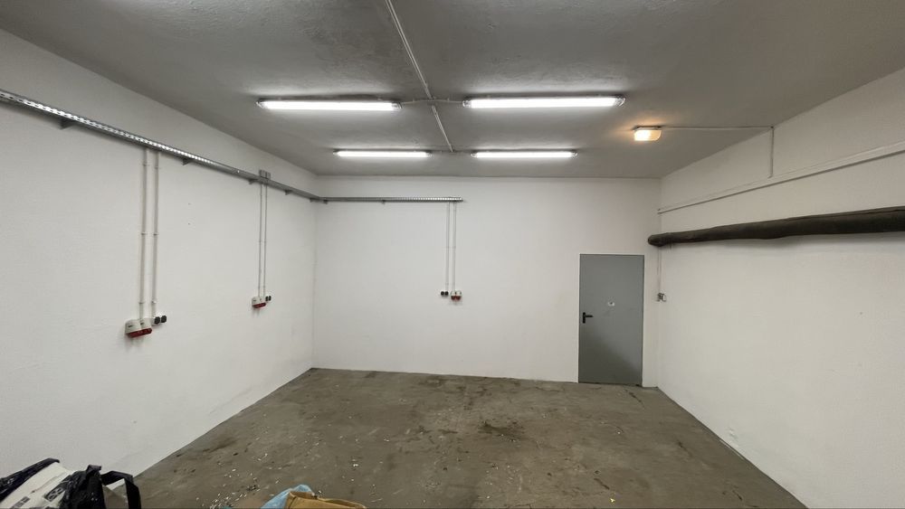 Hala/magazyn Kicin. Zdjęcie 3