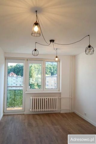 Mieszkanie 3-pokojowe Gdynia Chylonia, ul. Ludwika Zamenhofa. Zdjęcie 1