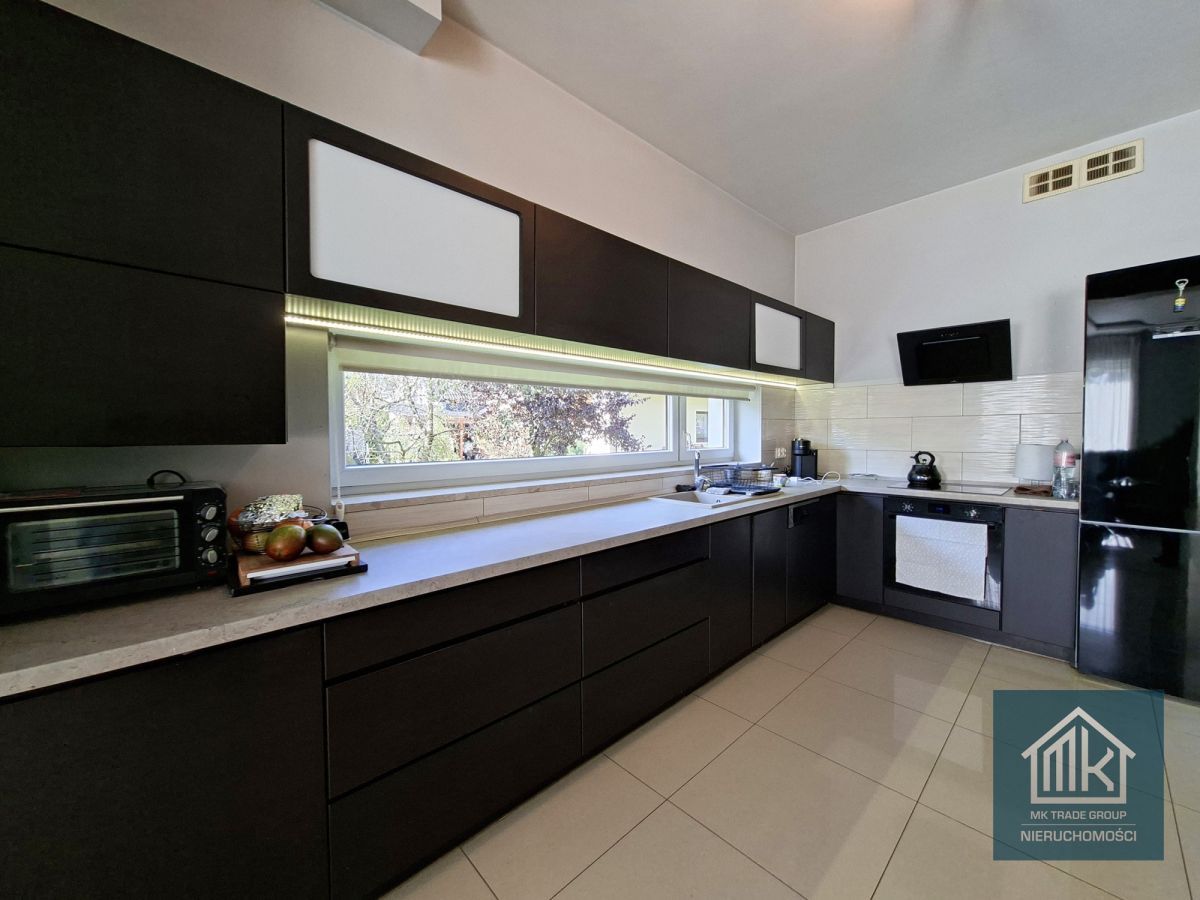 dom wolnostojący, 4 pokoje Niepołomice, ul. Słoneczna. Zdjęcie 9