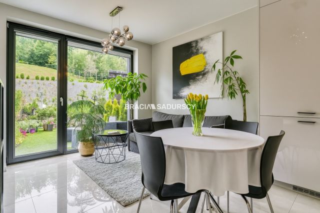 Mieszkanie 4-pokojowe Myślenice, ul. Zacisze. Zdjęcie 1