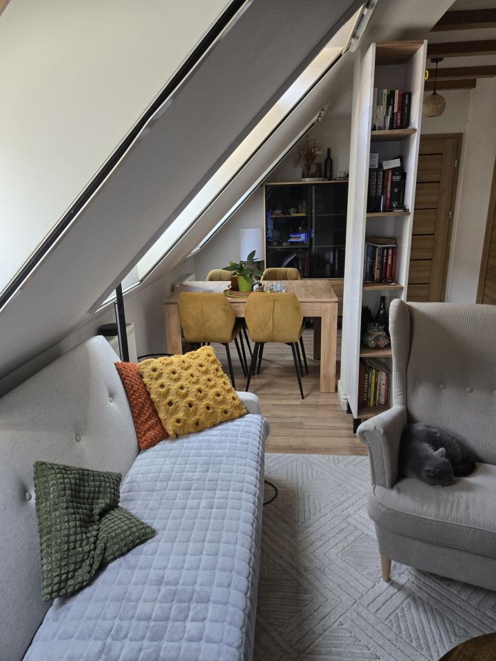 Mieszkanie 3-pokojowe Maksymilianowo, Łabędzia. Zdjęcie 2