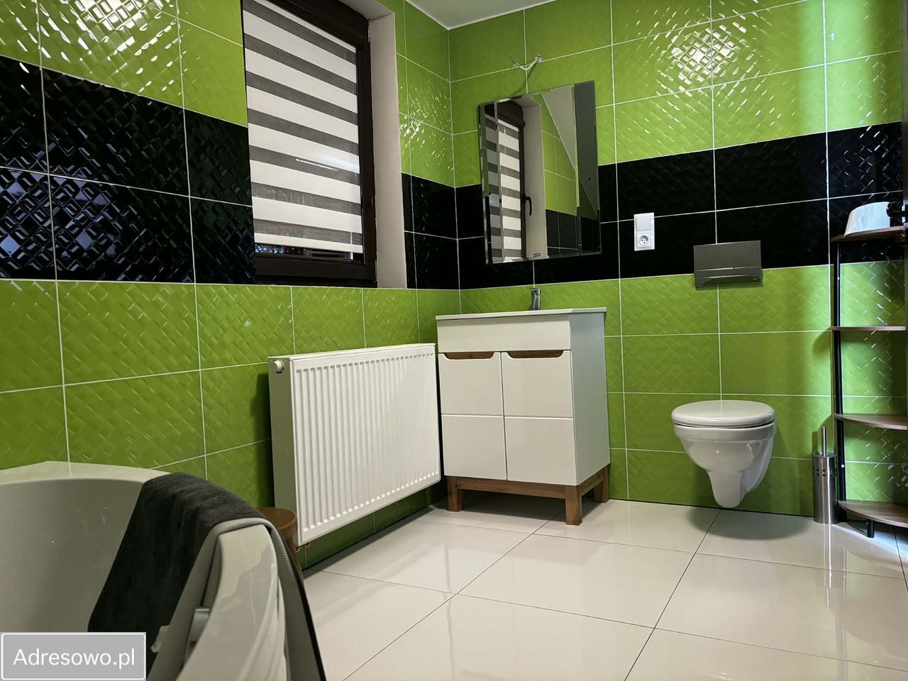 dom wolnostojący, 4 pokoje Łazów. Zdjęcie 4