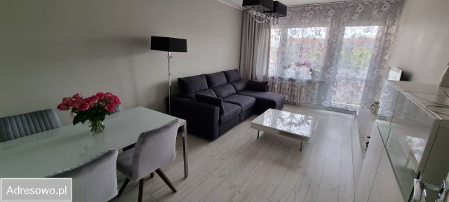 Mieszkanie 3-pokojowe Piekary Śląskie, ul. Bursztynowa. Zdjęcie 1