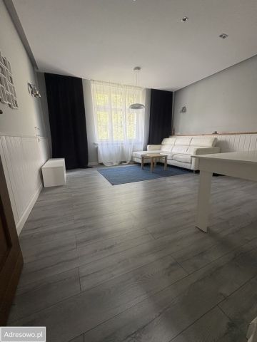 Mieszkanie 4-pokojowe Szczecin Śródmieście, ul. Franciszka Tarczyńskiego. Zdjęcie 1