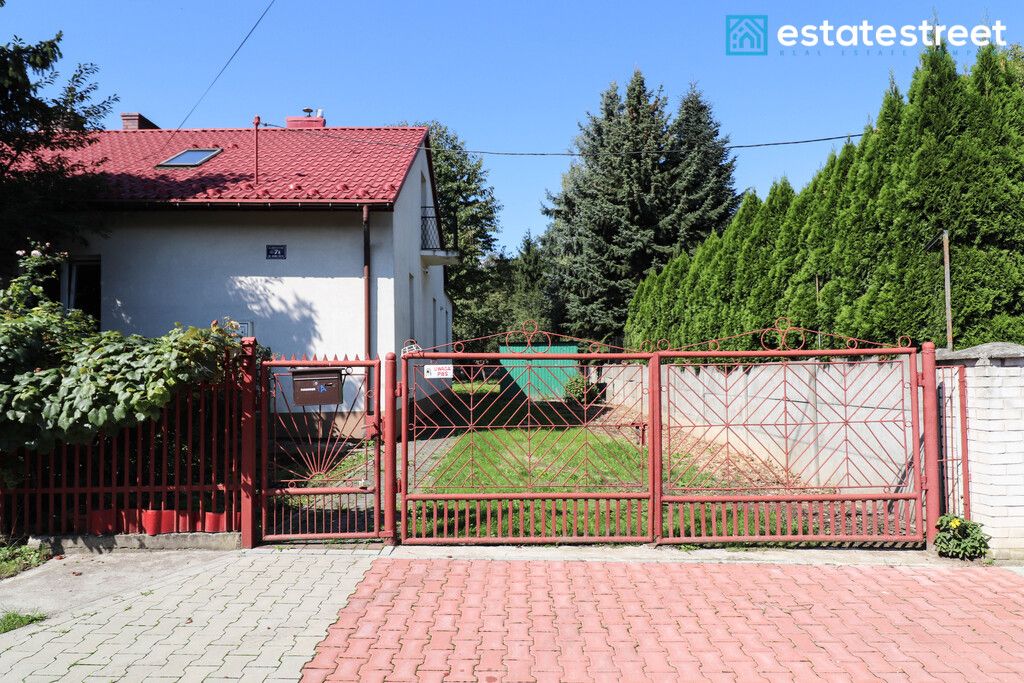 bliźniak, 4 pokoje Kraków Nowa Huta, ul. Obwodowa. Zdjęcie 2