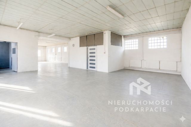 Hala/magazyn Rzeszów, ul. Budziwojska. Zdjęcie 4