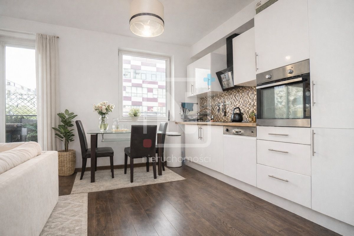 Mieszkanie 2-pokojowe Warszawa Mokotów, ul. Postępu. Zdjęcie 4