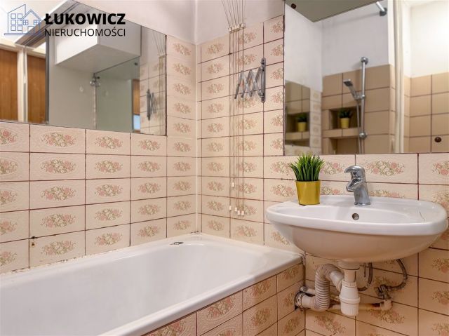 Mieszkanie 3-pokojowe Bielsko-Biała, ul. Władysława Broniewskiego. Zdjęcie 18