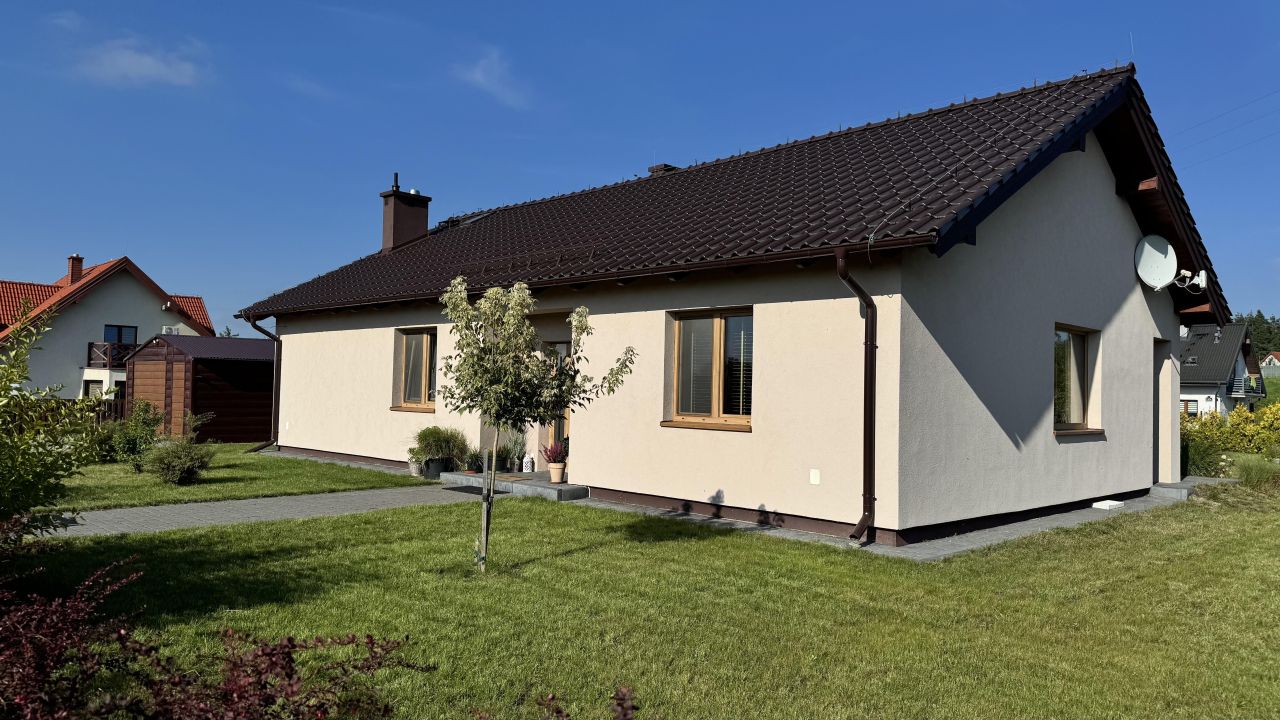 dom wolnostojący, 3 pokoje Marcinkowo. Zdjęcie 1