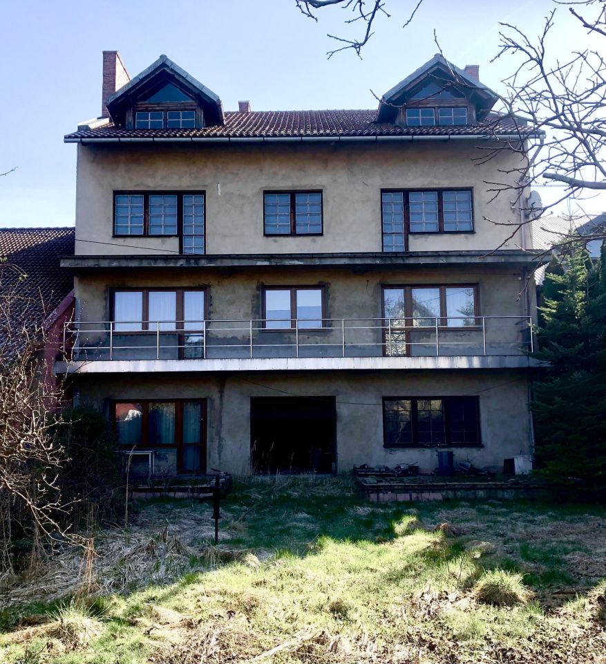 dom szeregowy, 11 pokoi Żywiec Rudza, ul. 3 Maja. Zdjęcie 1