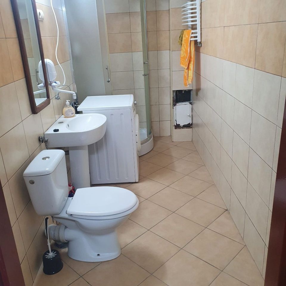 Lokal Radom, ul. Polskiego Czerwonego Krzyża. Zdjęcie 2