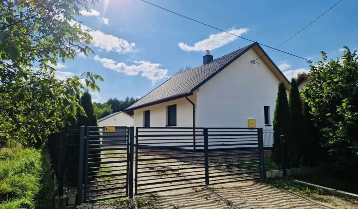 dom wolnostojący, 2 pokoje Ropczyce, ul. Rolnicza