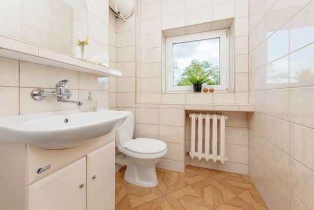 dom wolnostojący, 6 pokoi Łapanów. Zdjęcie 21