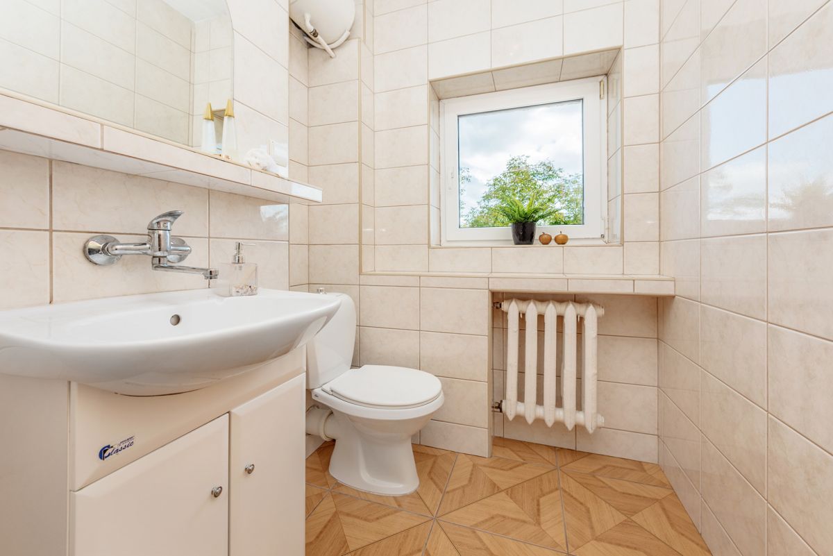 dom wolnostojący, 6 pokoi Łapanów. Zdjęcie 21