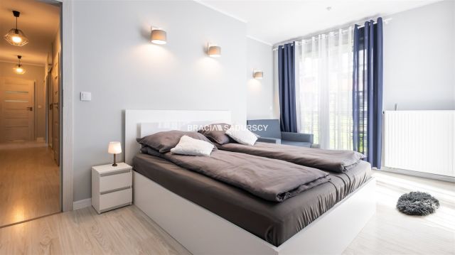 Mieszkanie 3-pokojowe Kraków Podgórze, ul. Wielicka. Zdjęcie 1