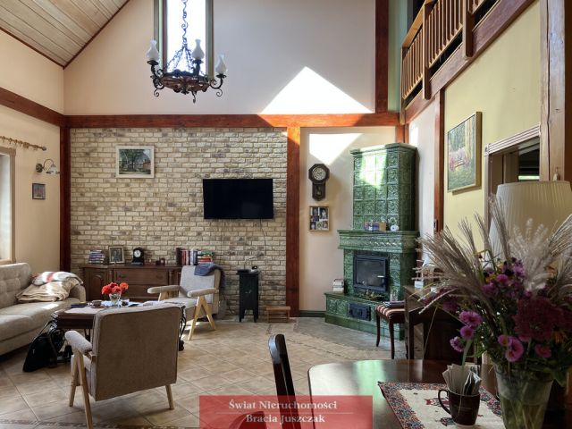 dom wolnostojący, 3 pokoje Bieganów. Zdjęcie 3