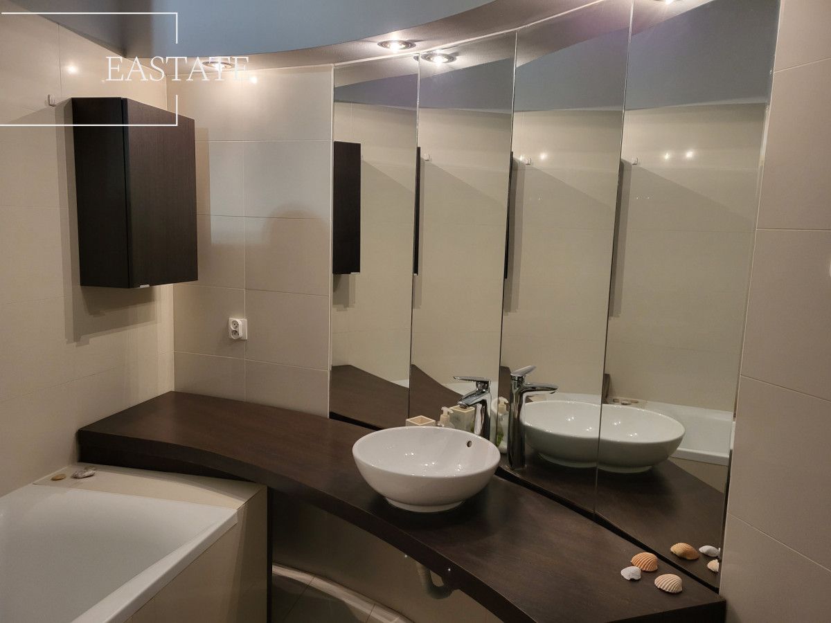 Mieszkanie 3-pokojowe Warszawa Śródmieście, al. 3 Maja. Zdjęcie 5